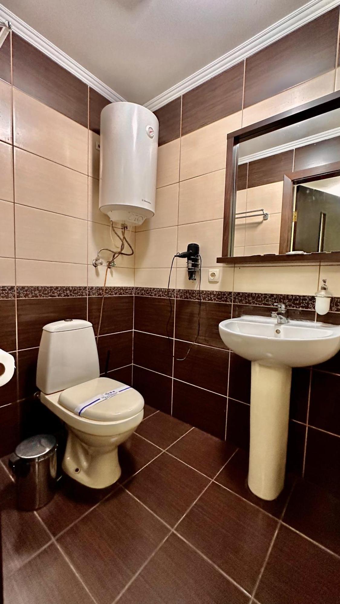 Petrovskyi Brovar Brovary Luaran gambar
