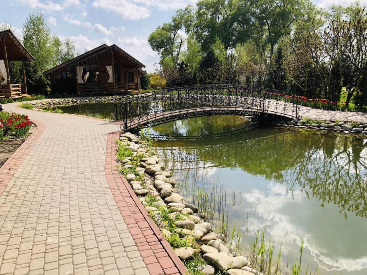 Petrovskyi Brovar Brovary Luaran gambar