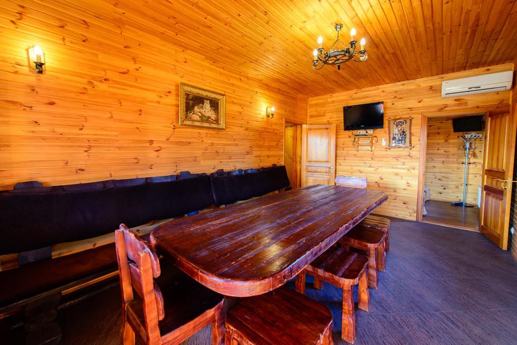 Petrovskyi Brovar Brovary Luaran gambar